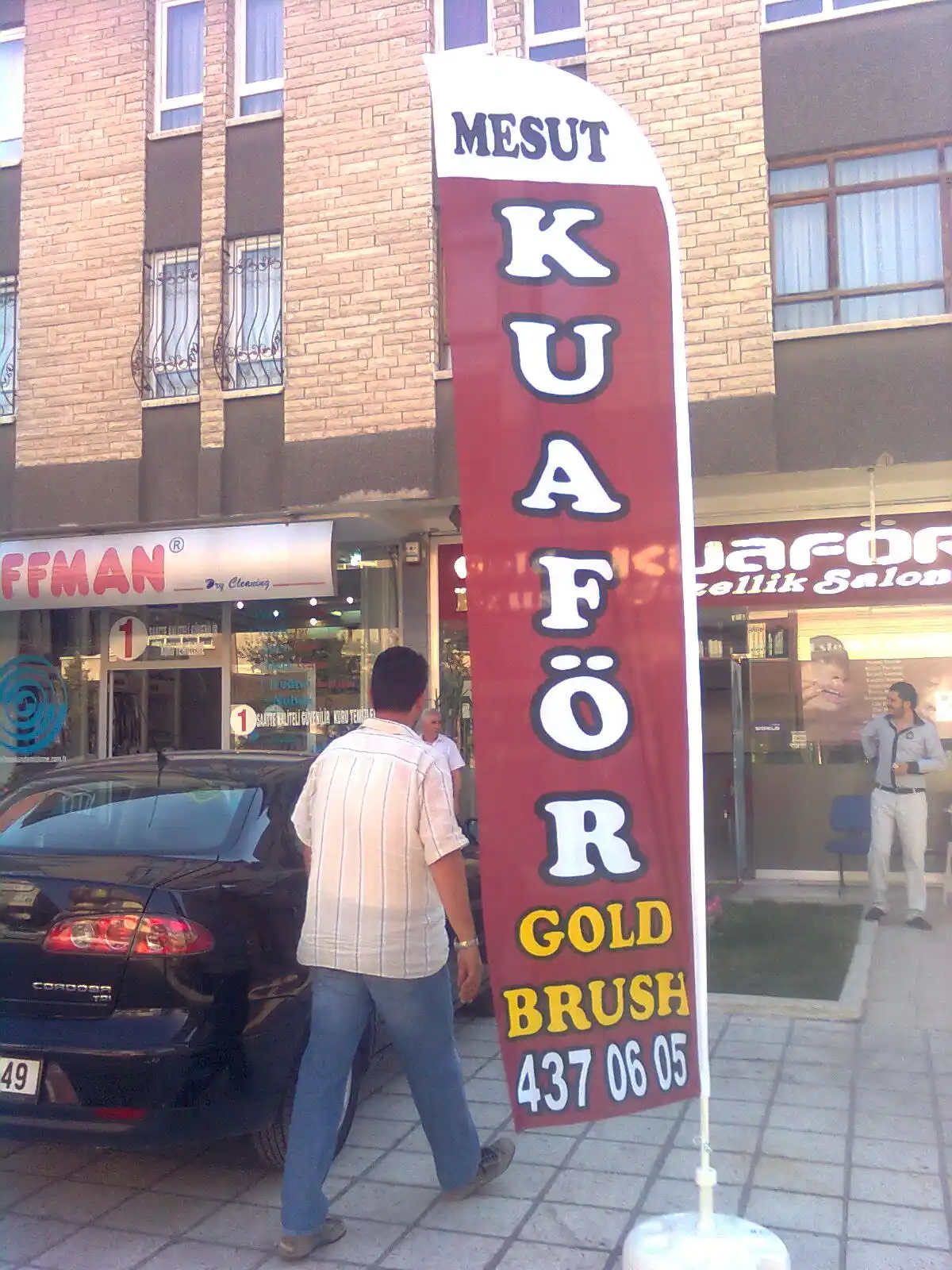 bayan-kuaforu-yelken-bayragi-13