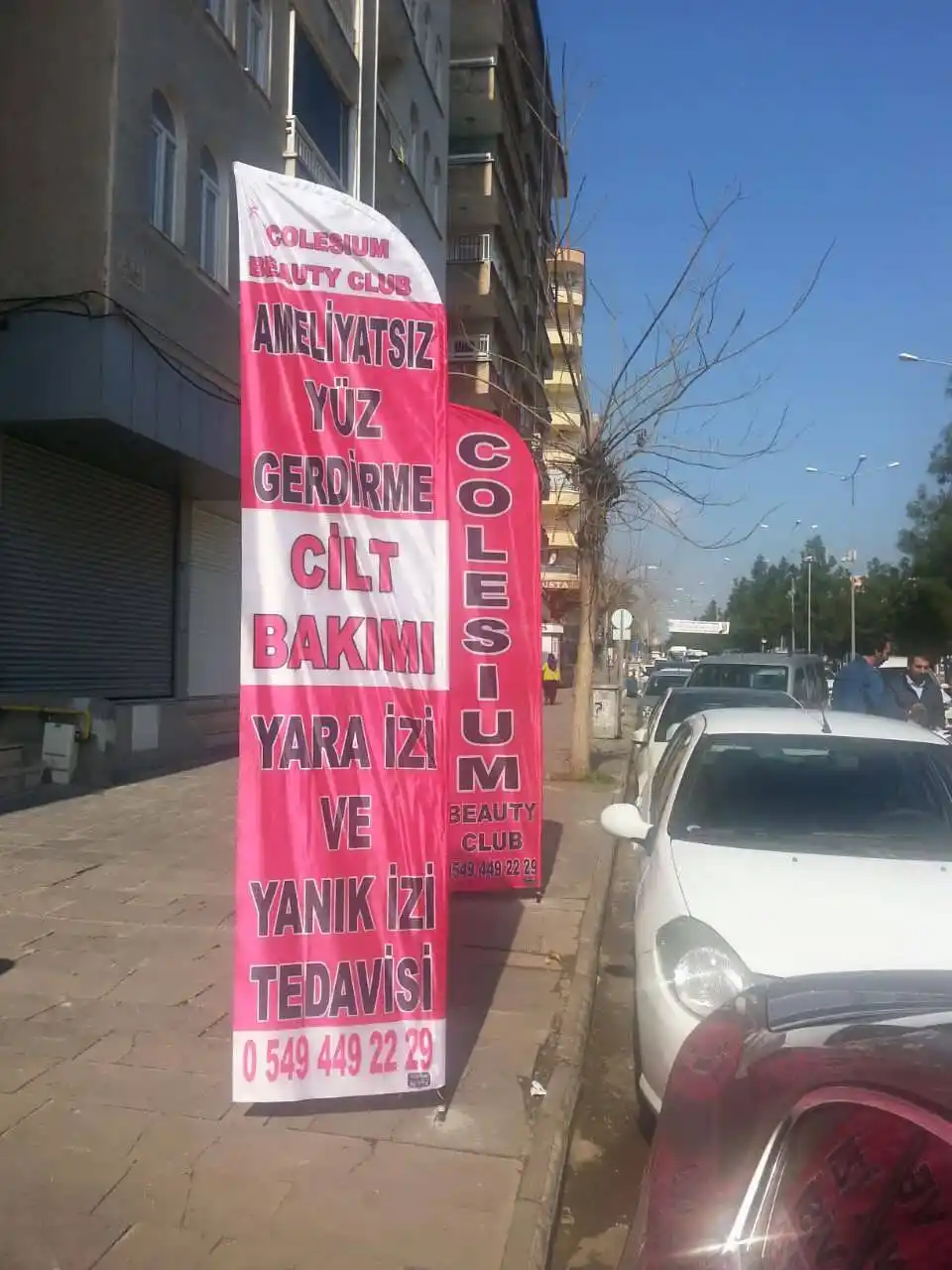 bayan-kuaforu-yelken-bayragi-38