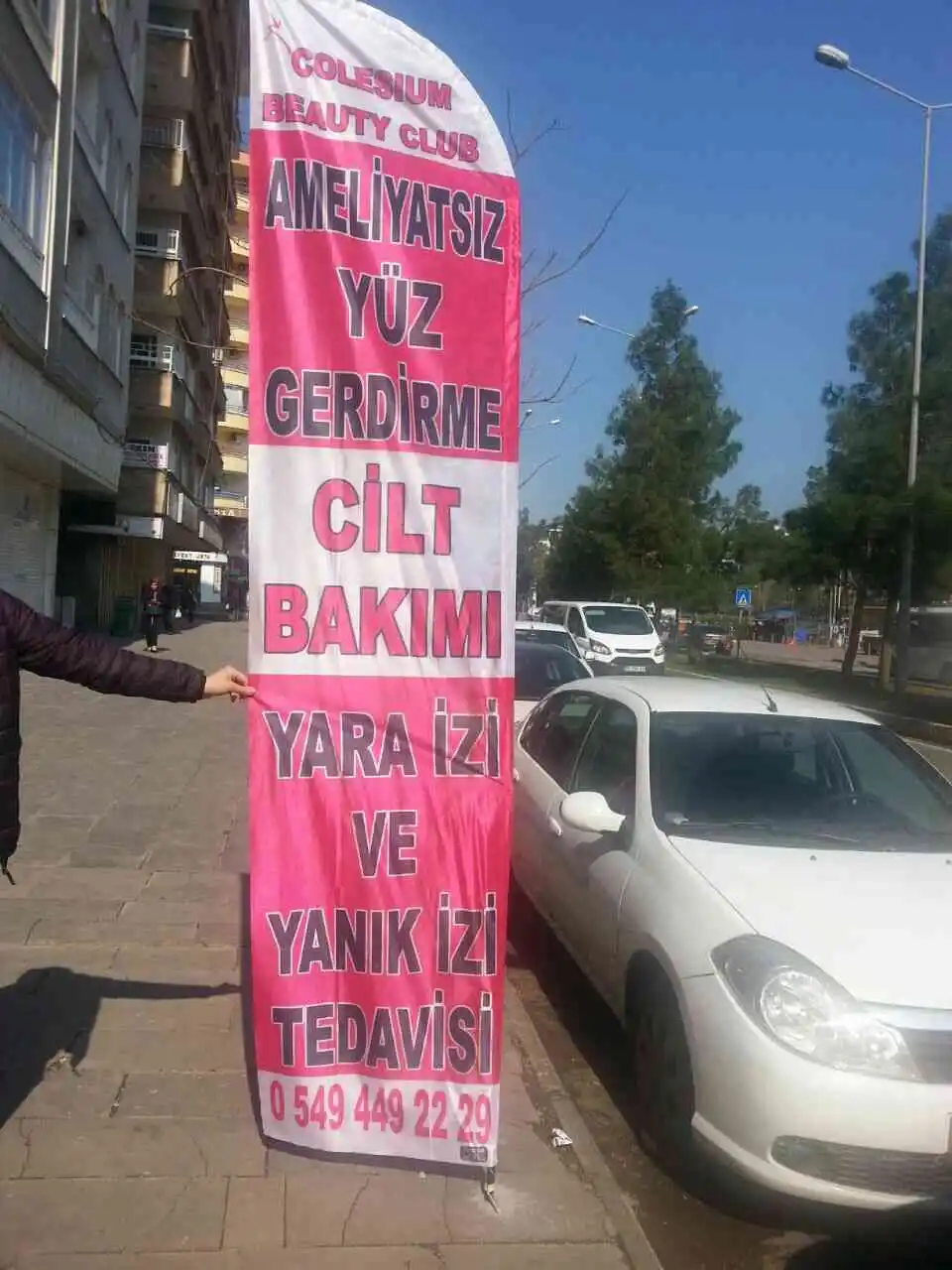 bayan-kuaforu-yelken-bayragi-41