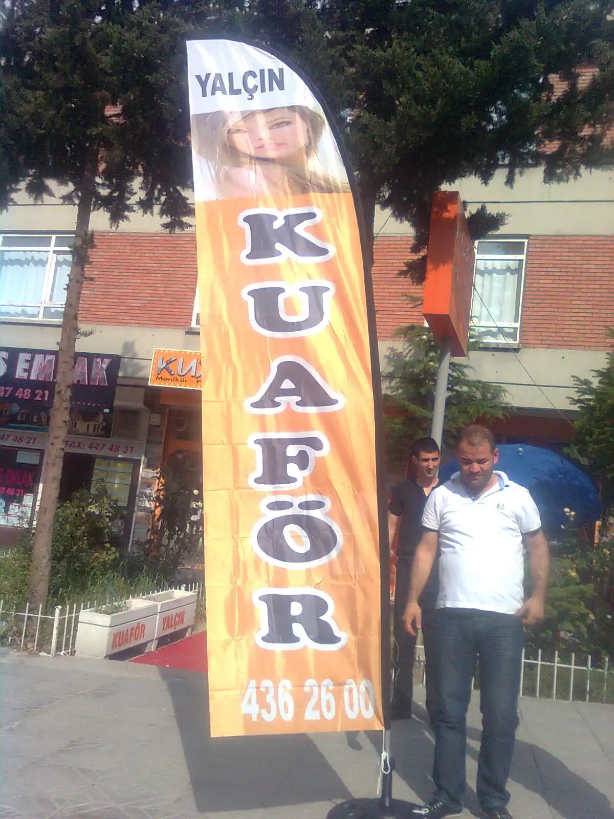 bayan-kuaforu-yelken-bayragi-47