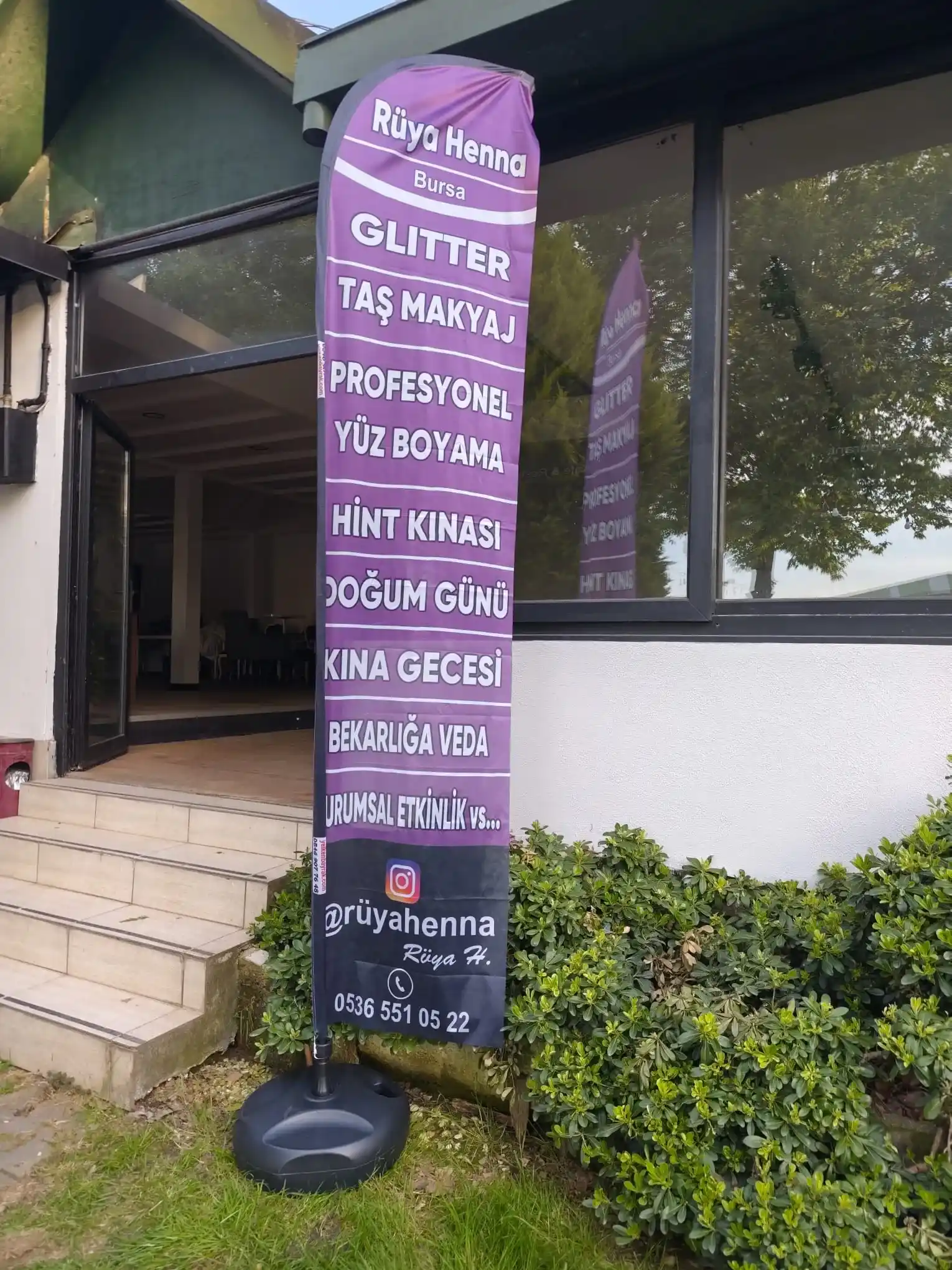 bayan-kuaforu-yelken-bayragi-58