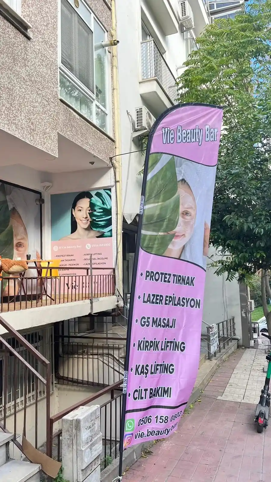 bayan-kuaforu-yelken-bayragi-60