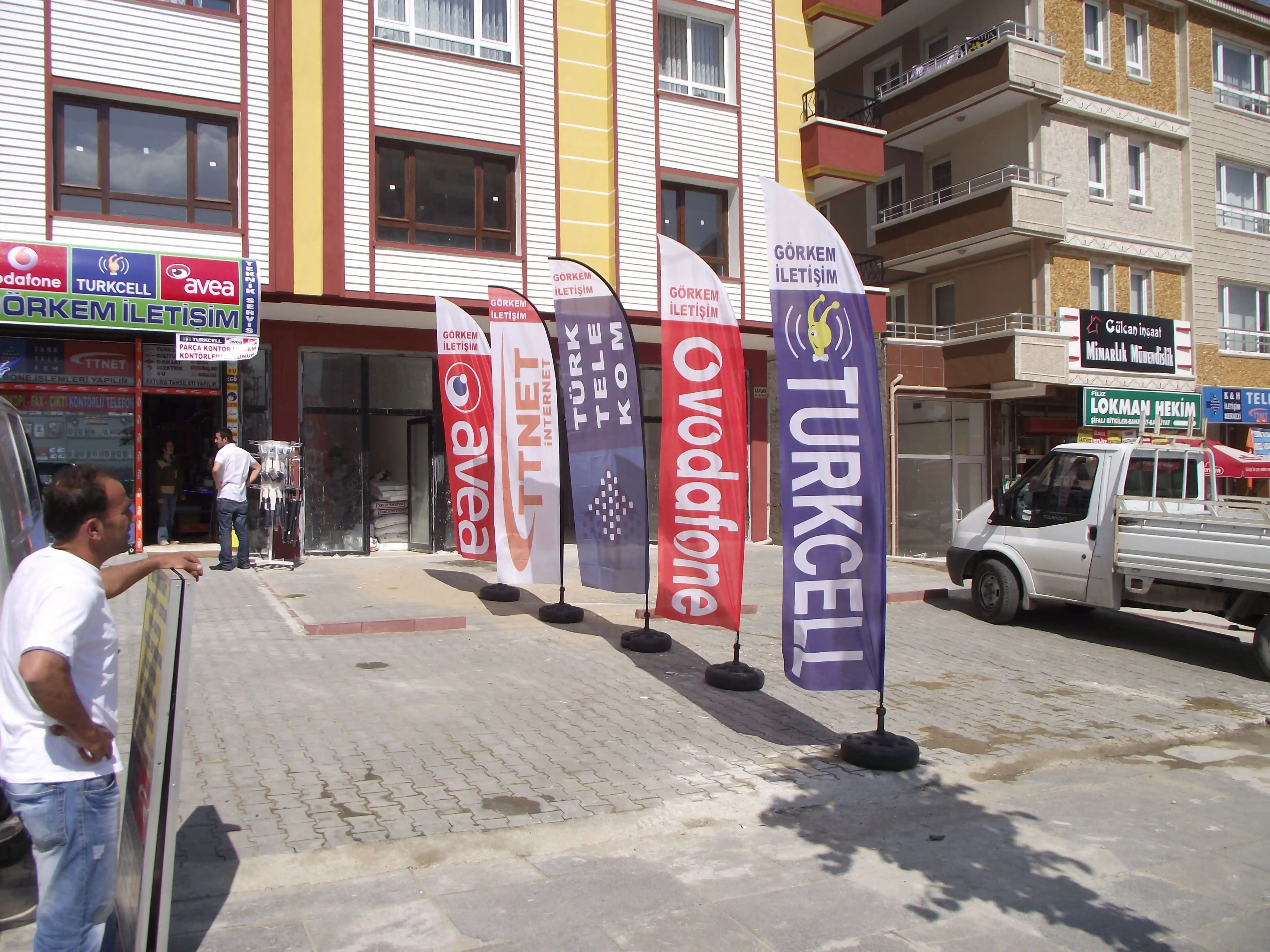 Cep Telefoncu Yelken Bayrağı-53